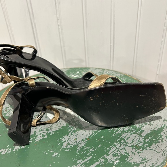 Sexy Strappy Square Toe BCBG Sandles - Picture 4 of 4